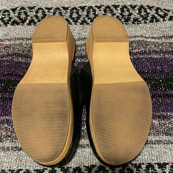 Universal Thread clogs - Picture 5 of 6